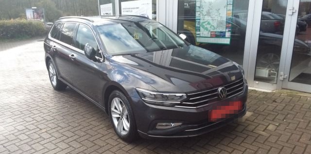 Volkswagen Passat Variant 2.0 TSI Business OPF foto 2