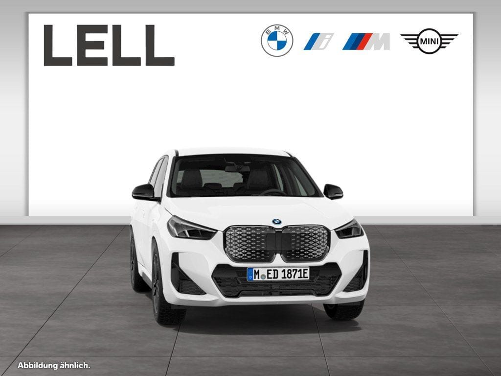 BMW iX1 xDrive30 M Sportpaket DAB Parkassistent foto 10