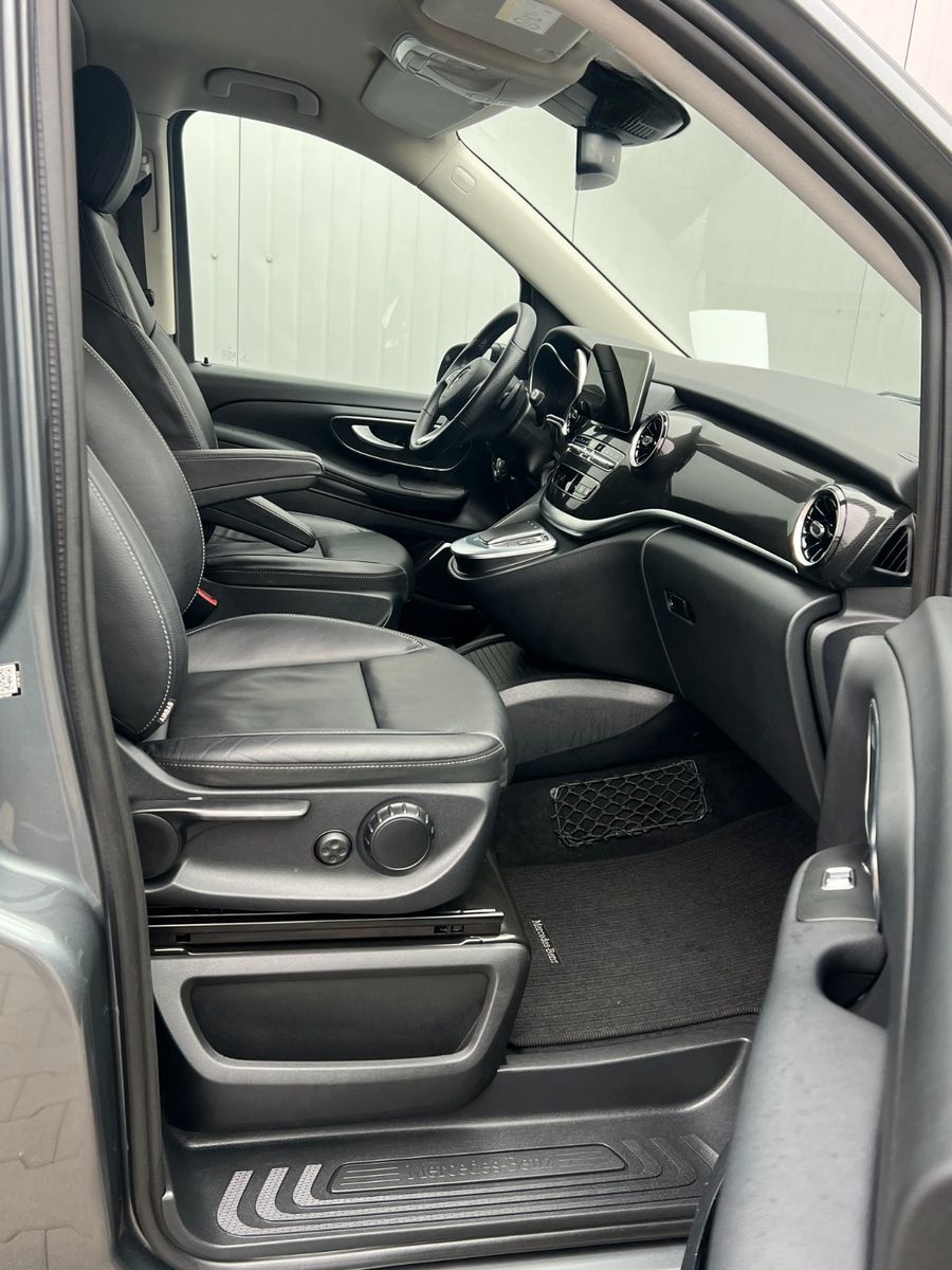 Mercedes-Benz V300d LANG SPORTPAKET LEDER LED STANDHEIZUNG AHK foto 12