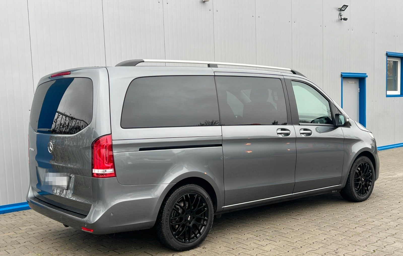 Mercedes-Benz V300d LANG SPORTPAKET LEDER LED STANDHEIZUNG AHK foto 6