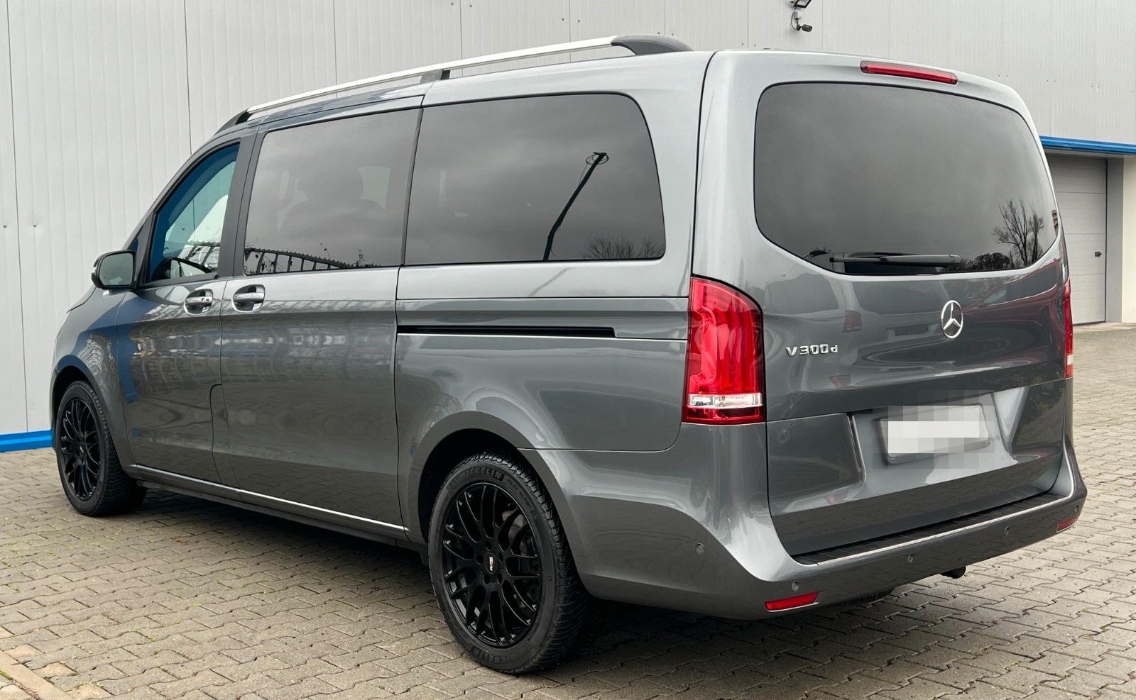 Mercedes-Benz V300d LANG SPORTPAKET LEDER LED STANDHEIZUNG AHK foto 8