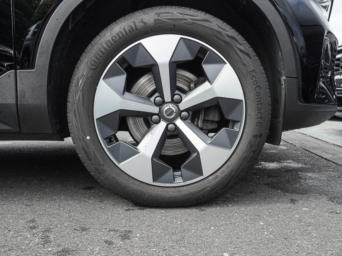 Volvo XC40 B4 B Plus Dark 360° H&K 19ZOLL MEMORY PILOT foto 7