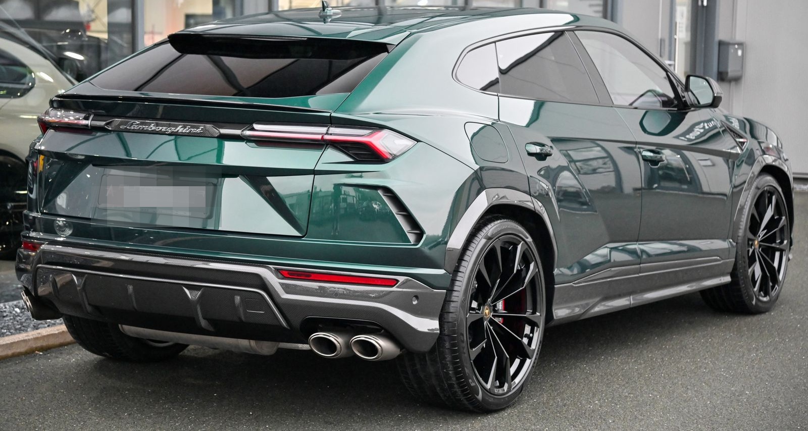 Lamborghini Urus *Full Carbon* Akrapovic* Verde Hydra !* 23" foto 4