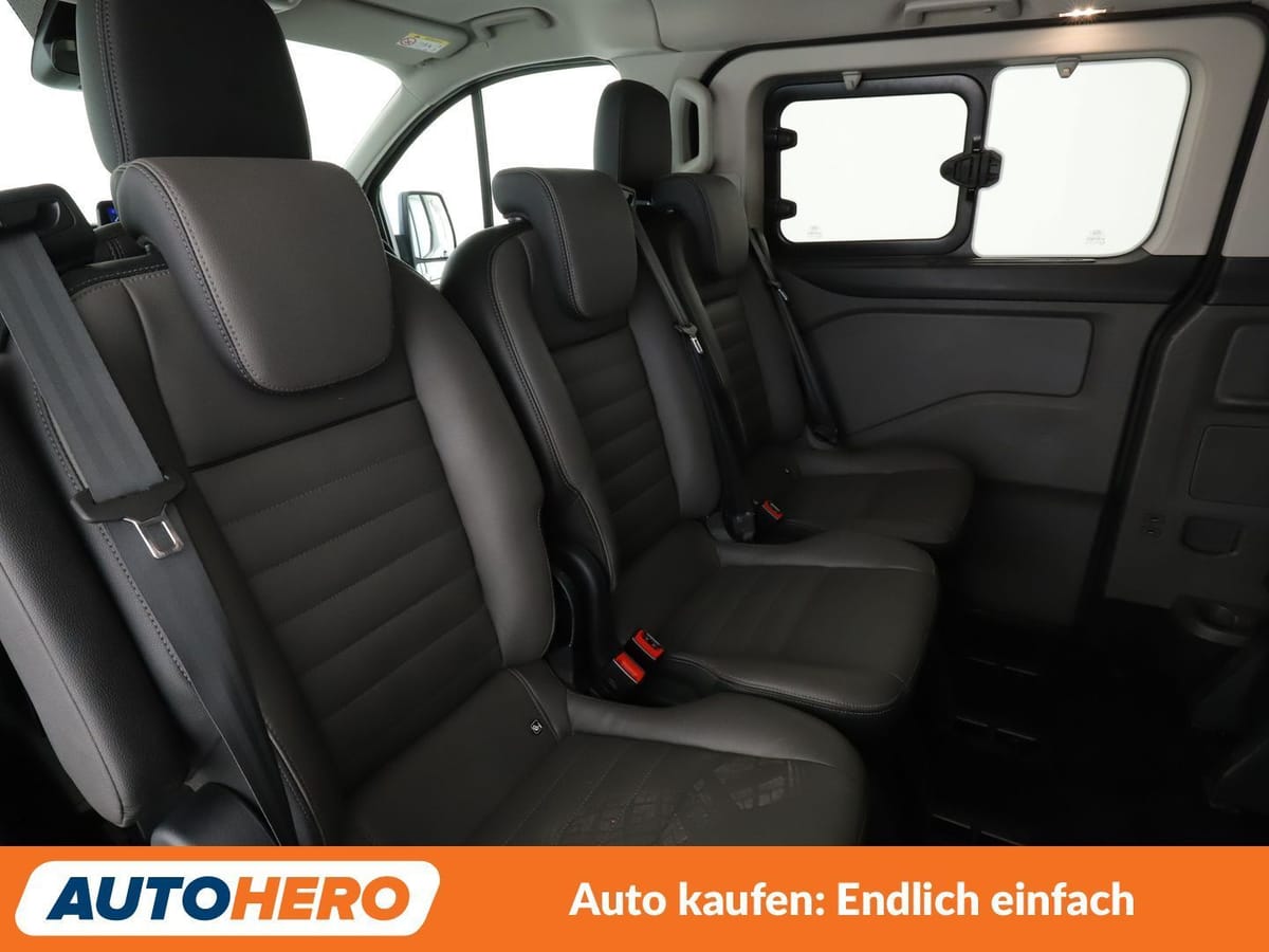 Ford 2.0 TDCi Mild-Hybrid 320 L2 Tourneo Titanium foto 14