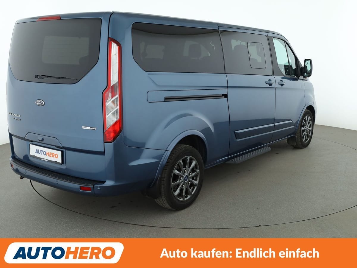 Ford 2.0 TDCi Mild-Hybrid 320 L2 Tourneo Titanium foto 6
