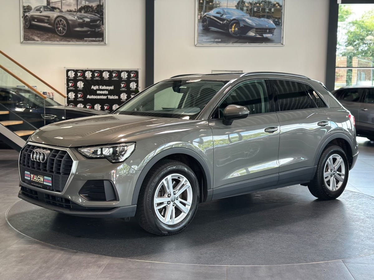 Audi Q3 40 TFSI quattro S tronic advanced 2.H NAV AHK