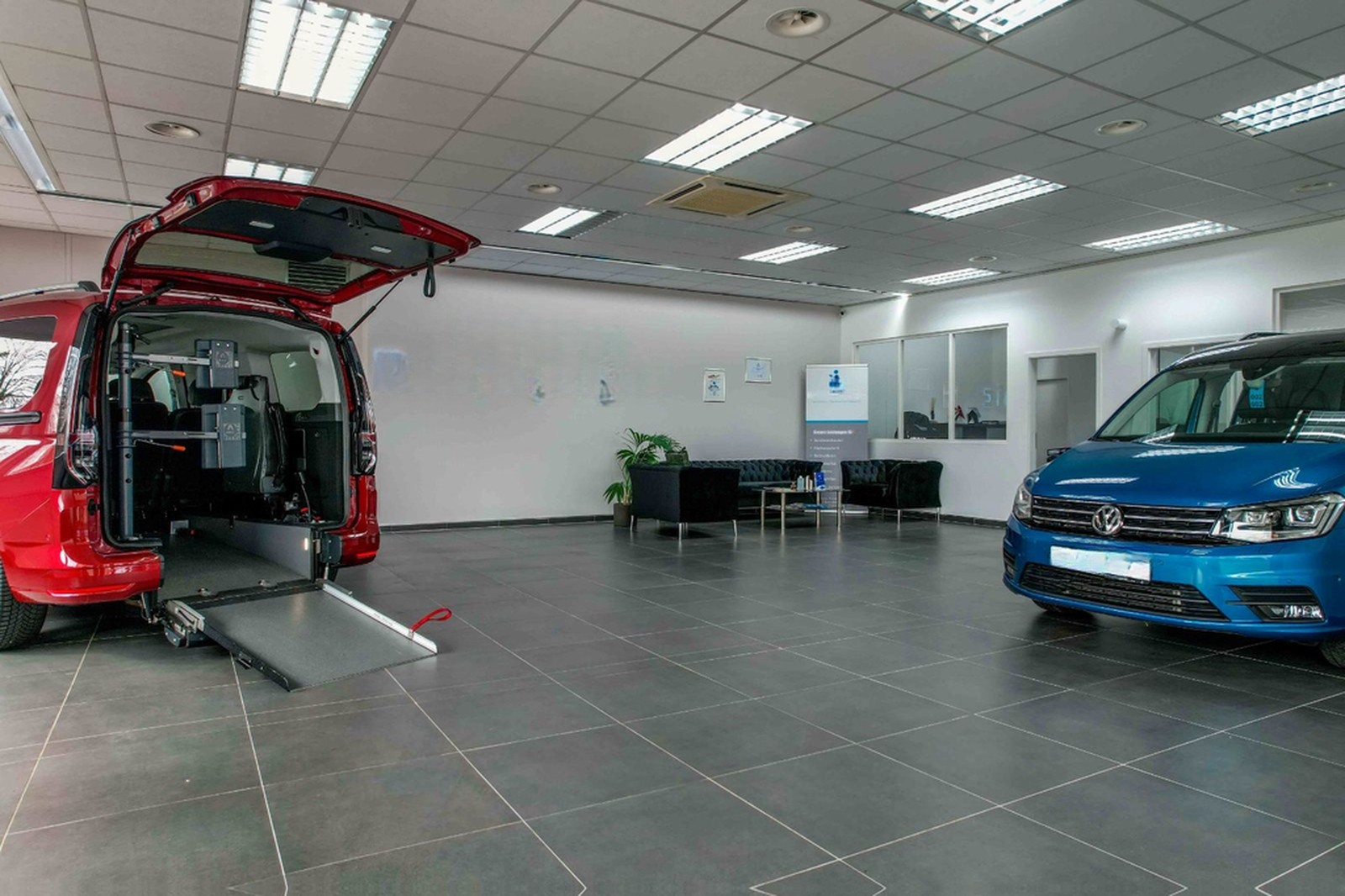 Volkswagen Caddy Maxi Highline Behindertengerecht-Rampe foto 18