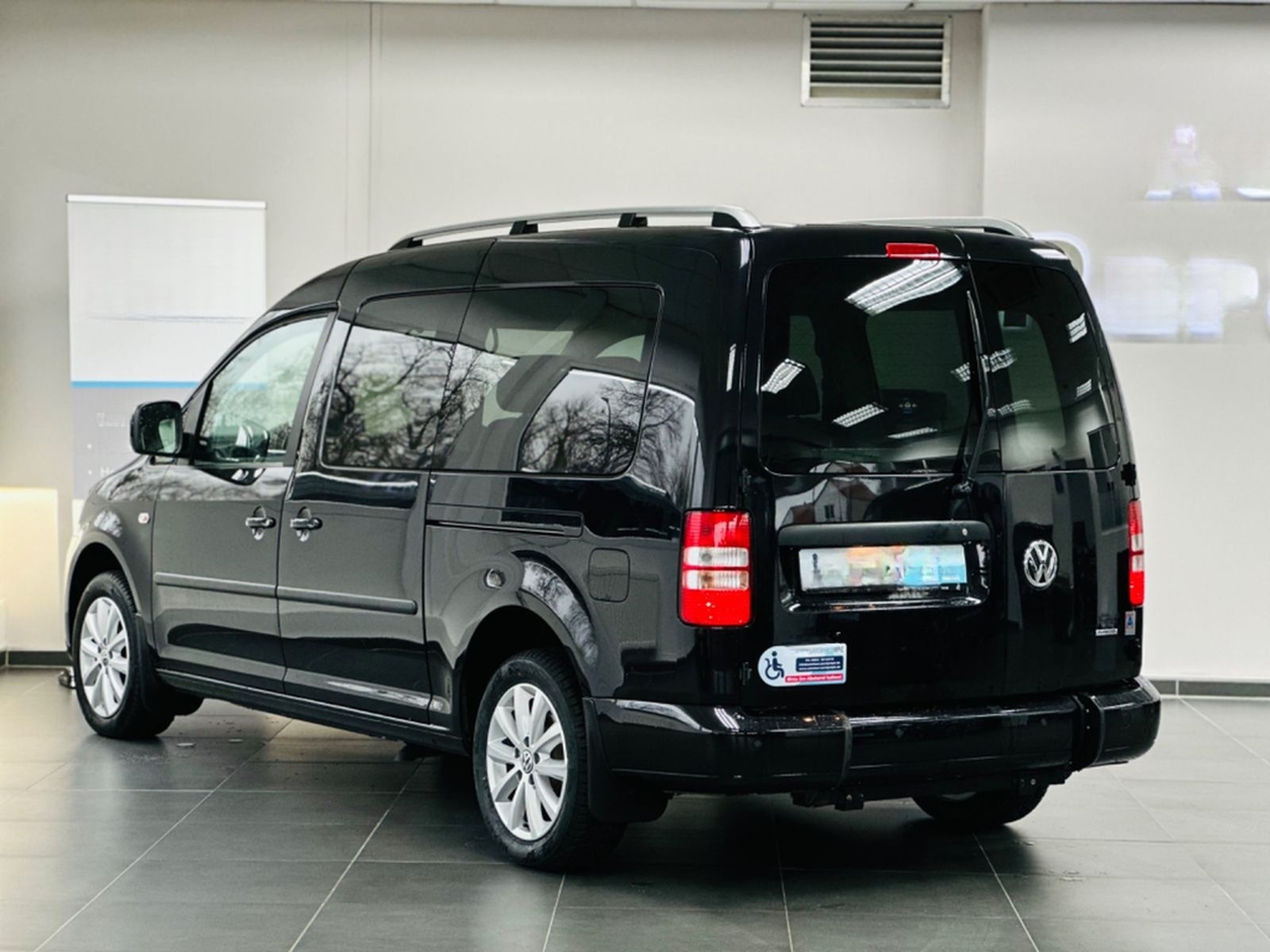 Volkswagen Caddy Maxi Highline Behindertengerecht-Rampe foto 4