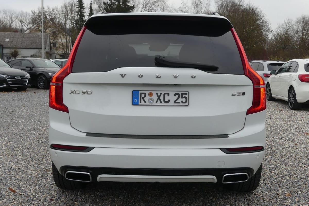 Volvo XC90 R Design AWD 22 ZOLL PANO AHK 7 SITZER HUD foto 8