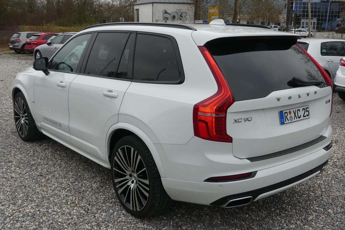 Volvo XC90 R Design AWD 22 ZOLL PANO AHK 7 SITZER HUD foto 9