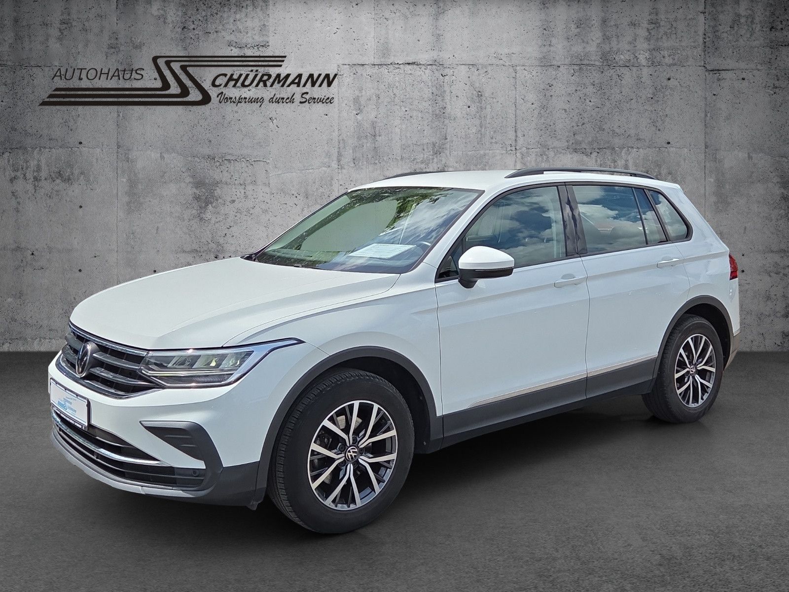 Volkswagen Tiguan LIFE 2.0 TDI SCR DSG RFK AHK