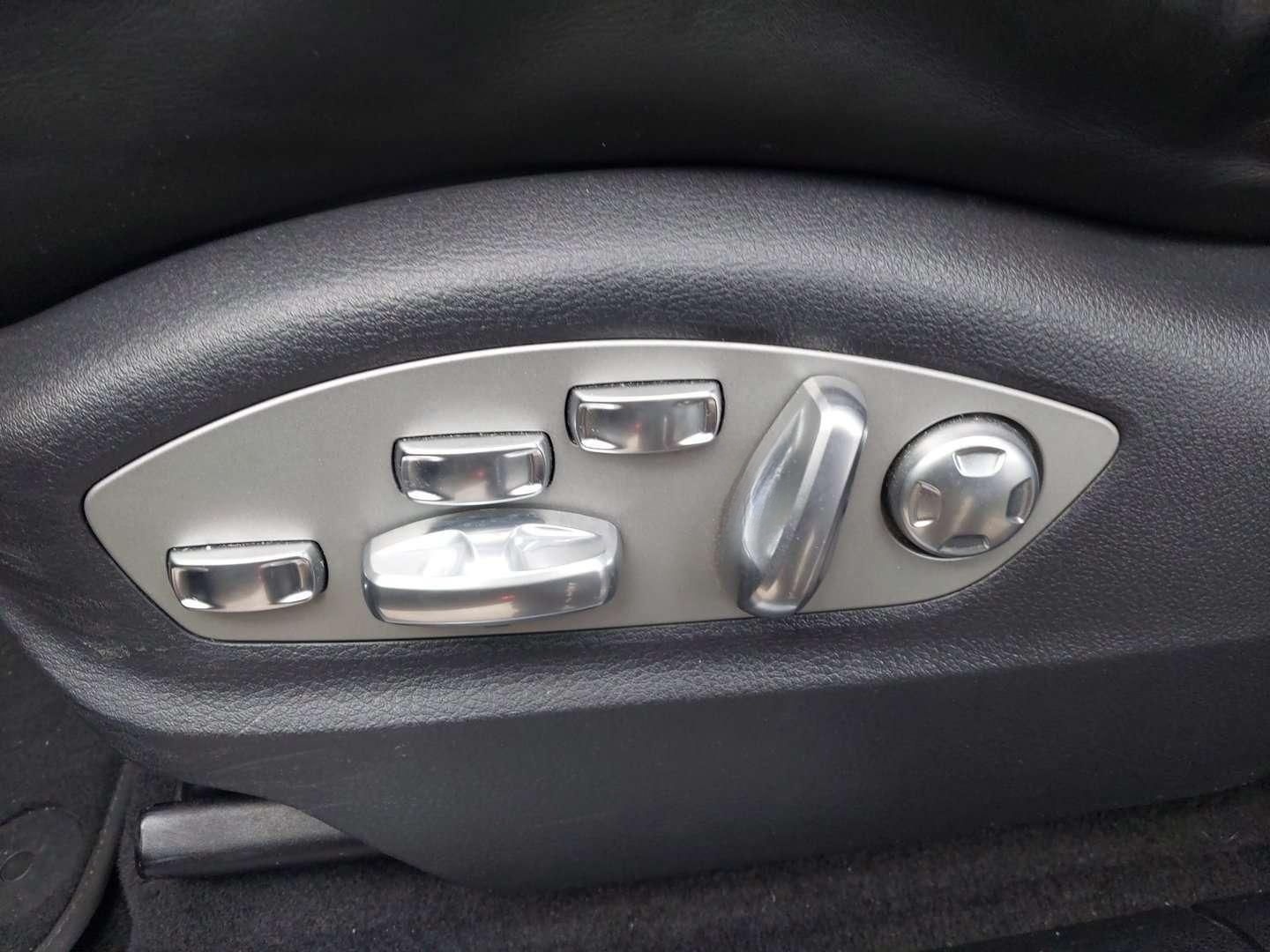 Porsche Macan S Diesel Pano AHK BiXen Sport-Chrono Bose  foto 16