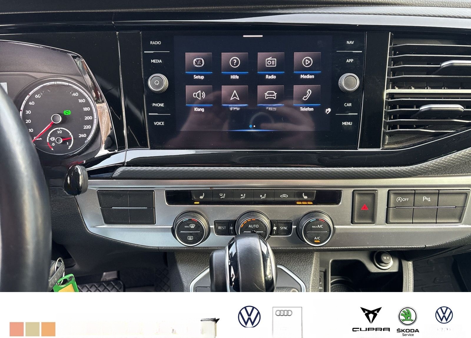 Volkswagen T6.1 Multivan Trendline 2.0 TDI DSG AHK PDC NAVI foto 11