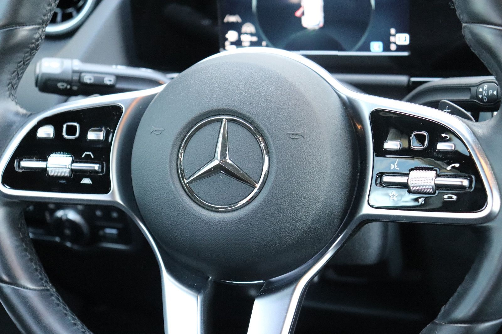 Mercedes-Benz GLA 200 d 4MATIC DCT*Standheizung*LED*NAVI*PDC foto 15
