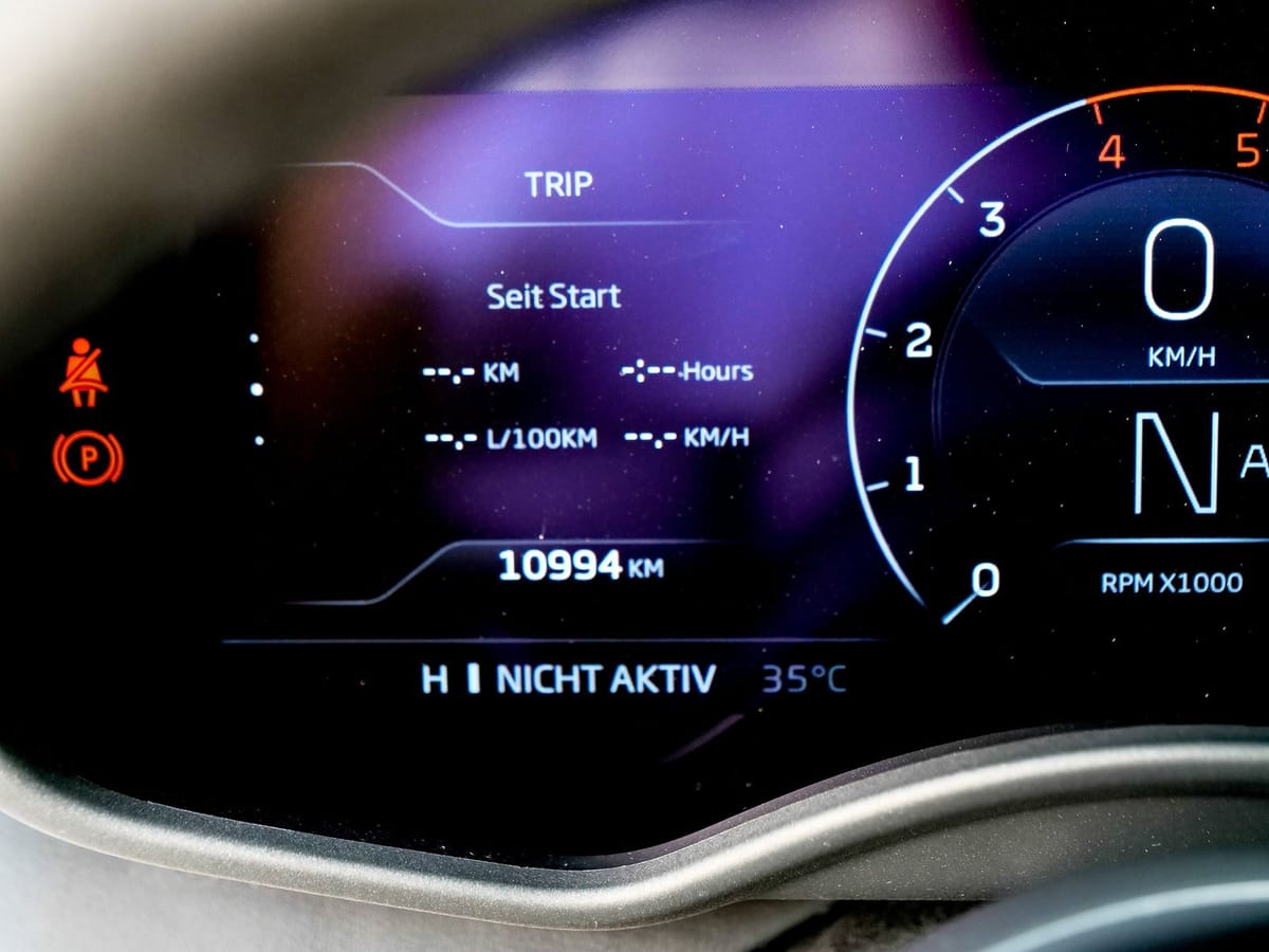 McLaren GT Abyss Black, Premium&Practicality Pack foto 20