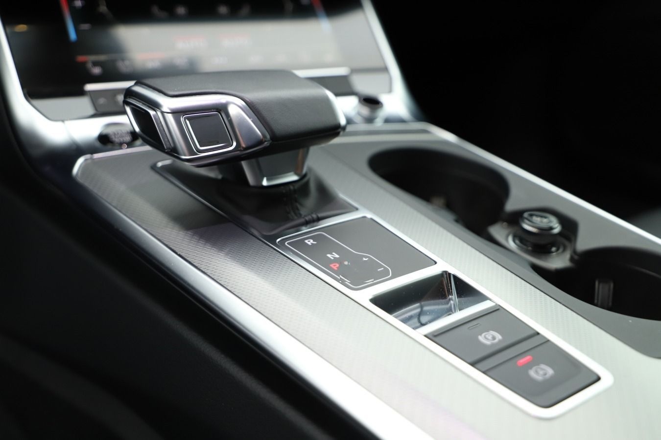 Audi A6 Avant 50 eTFSI Q S tronic S line Assistenz Hu foto 14