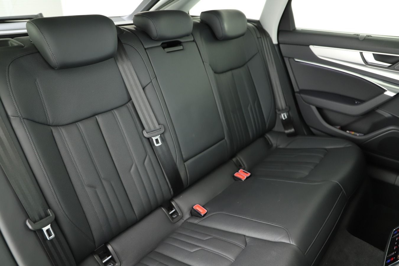 Audi A6 Avant 50 eTFSI Q S tronic S line Assistenz Hu foto 7