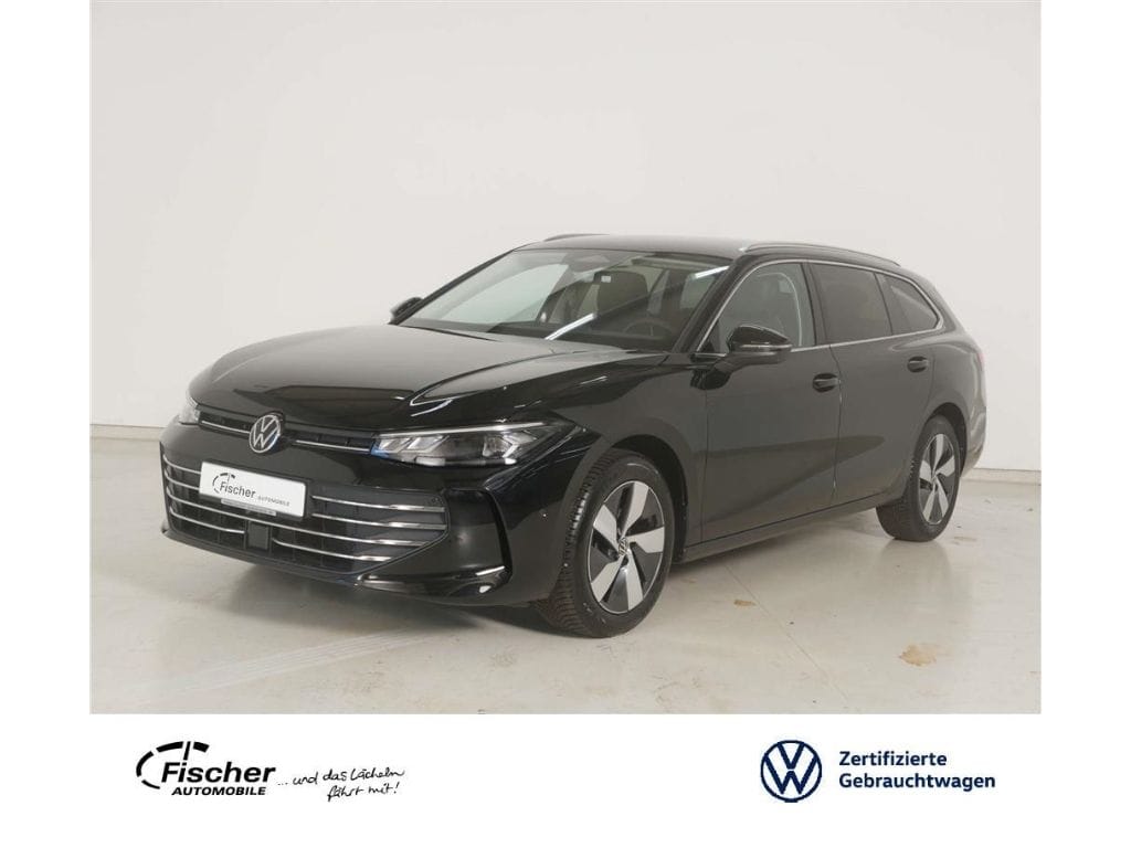 Volkswagen Passat 1.5 eTSI Business DSG NAV LED AHK Kamera