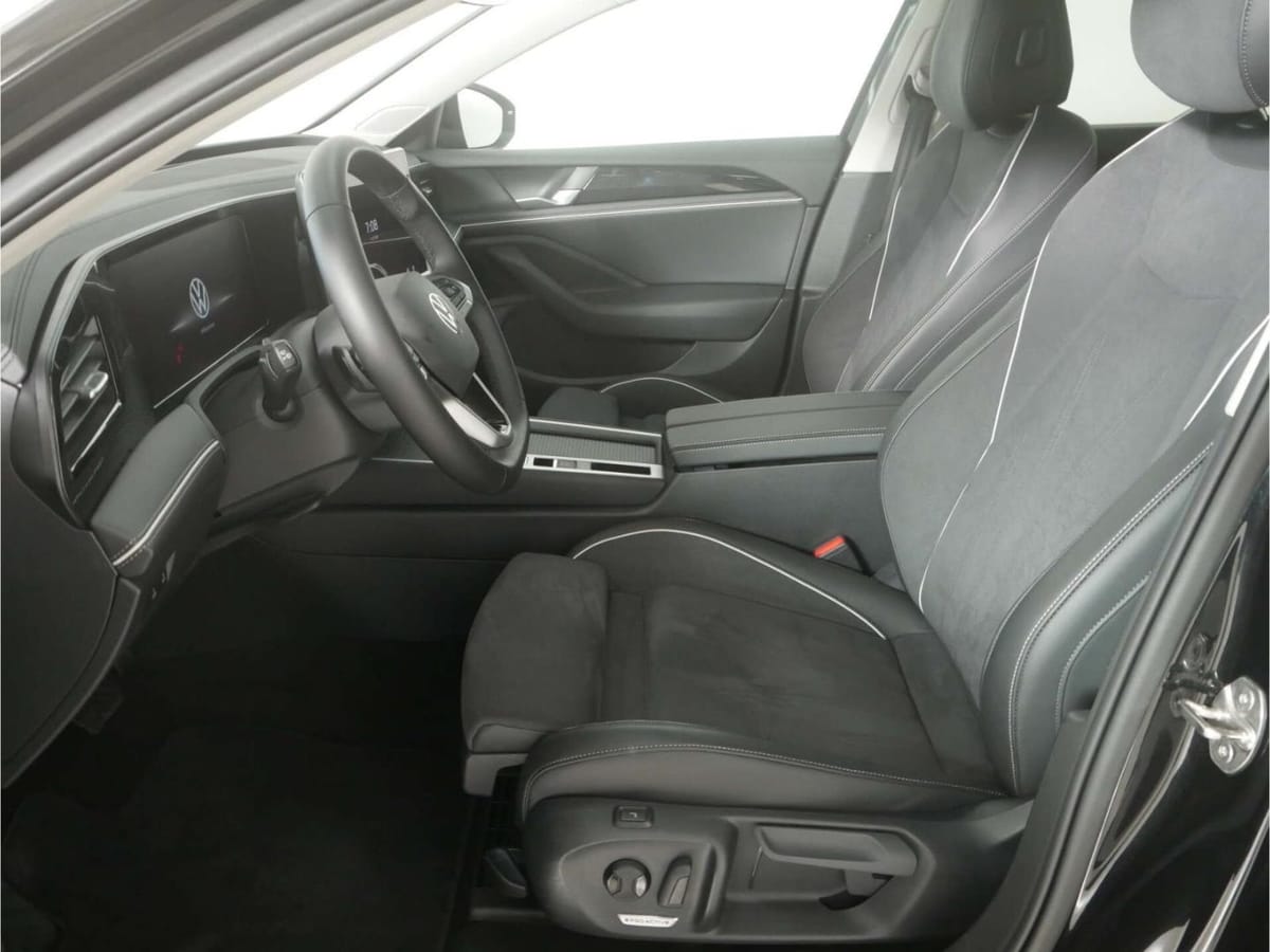 Volkswagen Passat 1.5 eTSI Business DSG NAV LED AHK Kamera foto 16