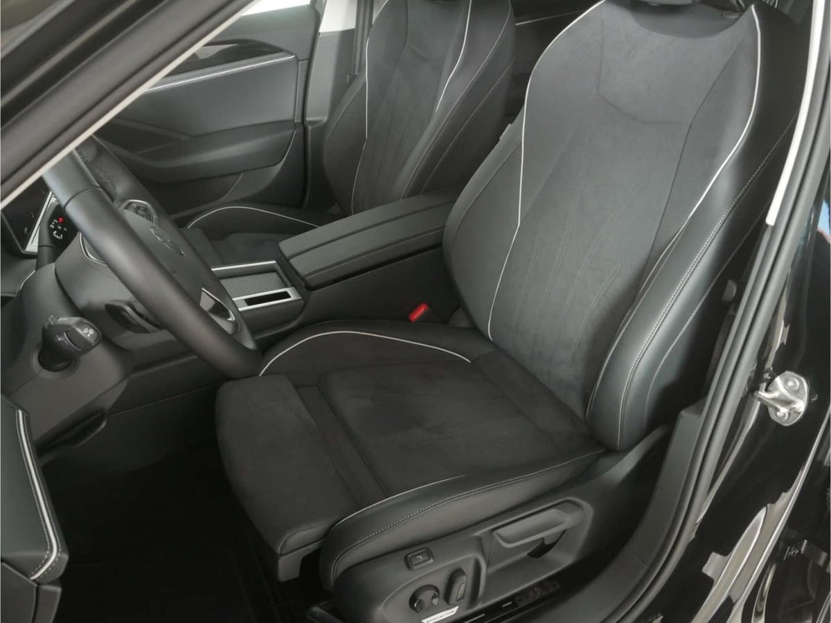 Volkswagen Passat 1.5 eTSI Business DSG NAV LED AHK Kamera foto 17