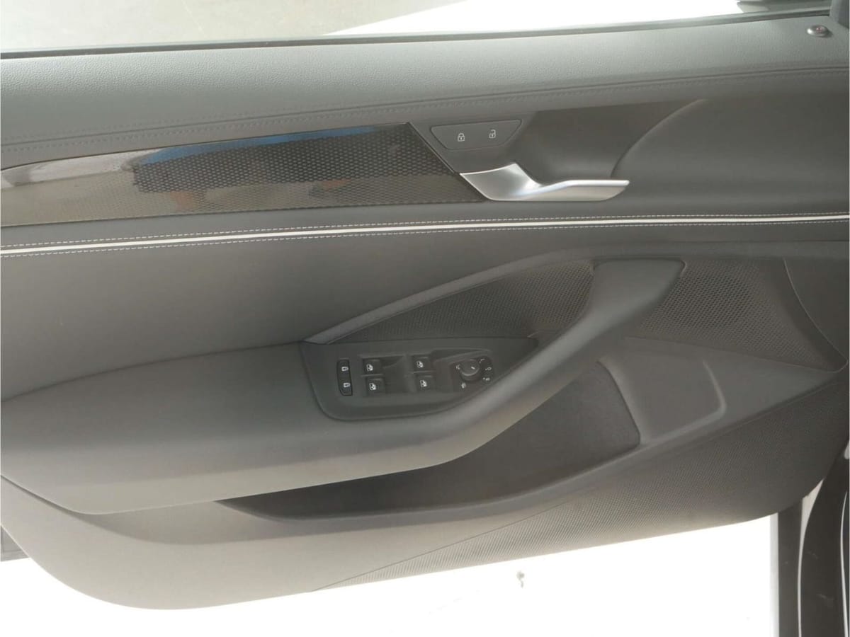 Volkswagen Passat 1.5 eTSI Business DSG NAV LED AHK Kamera foto 18