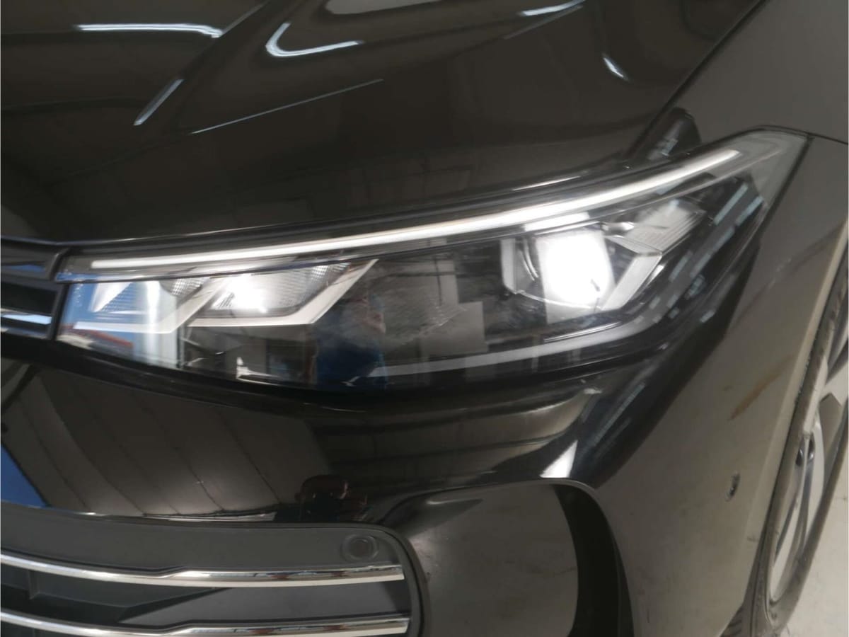Volkswagen Passat 1.5 eTSI Business DSG NAV LED AHK Kamera foto 5