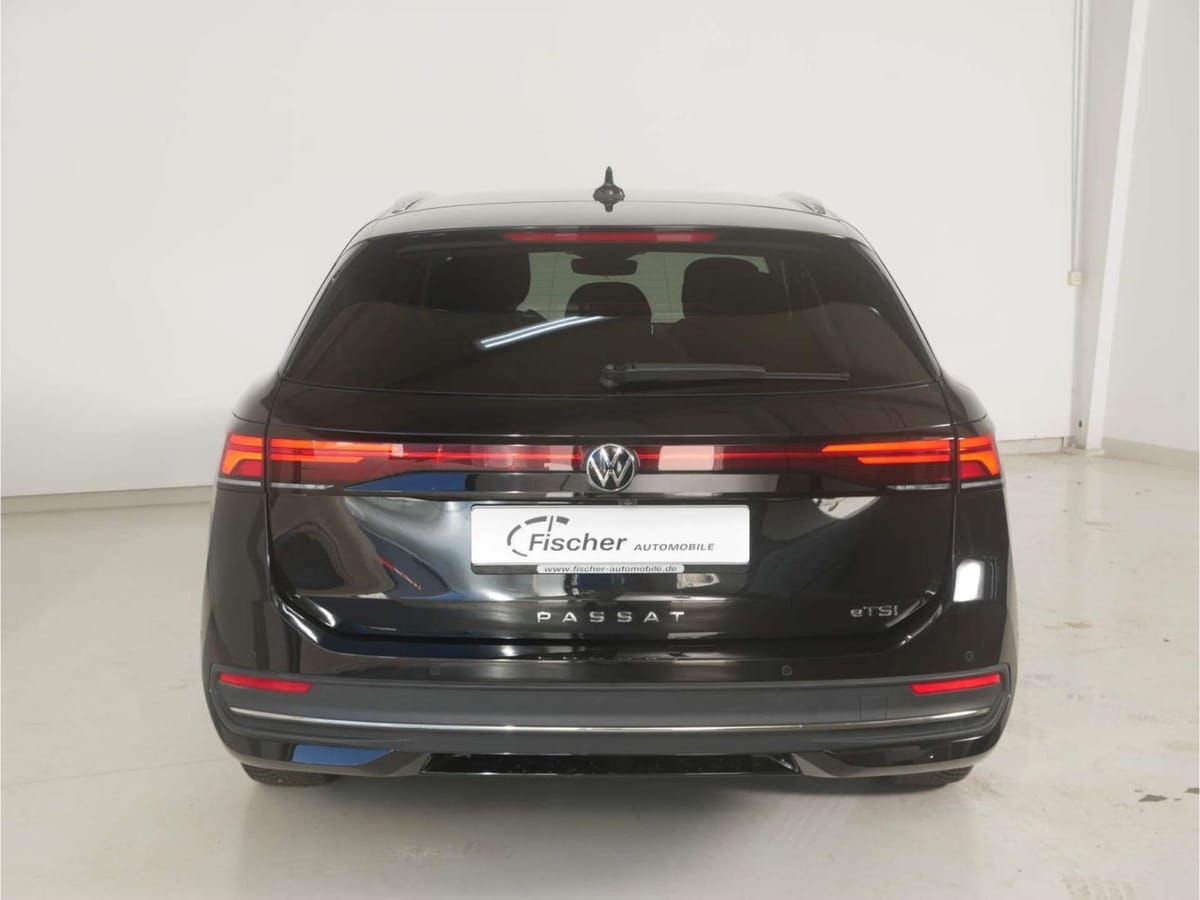 Volkswagen Passat 1.5 eTSI Business DSG NAV LED AHK Kamera foto 8