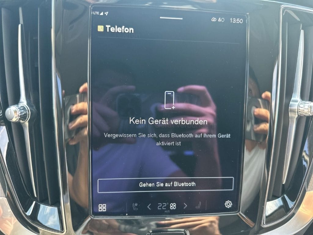 Volvo V60 Kombi B4 D Plus Dark ACC Navi LED Leder SHZ foto 22