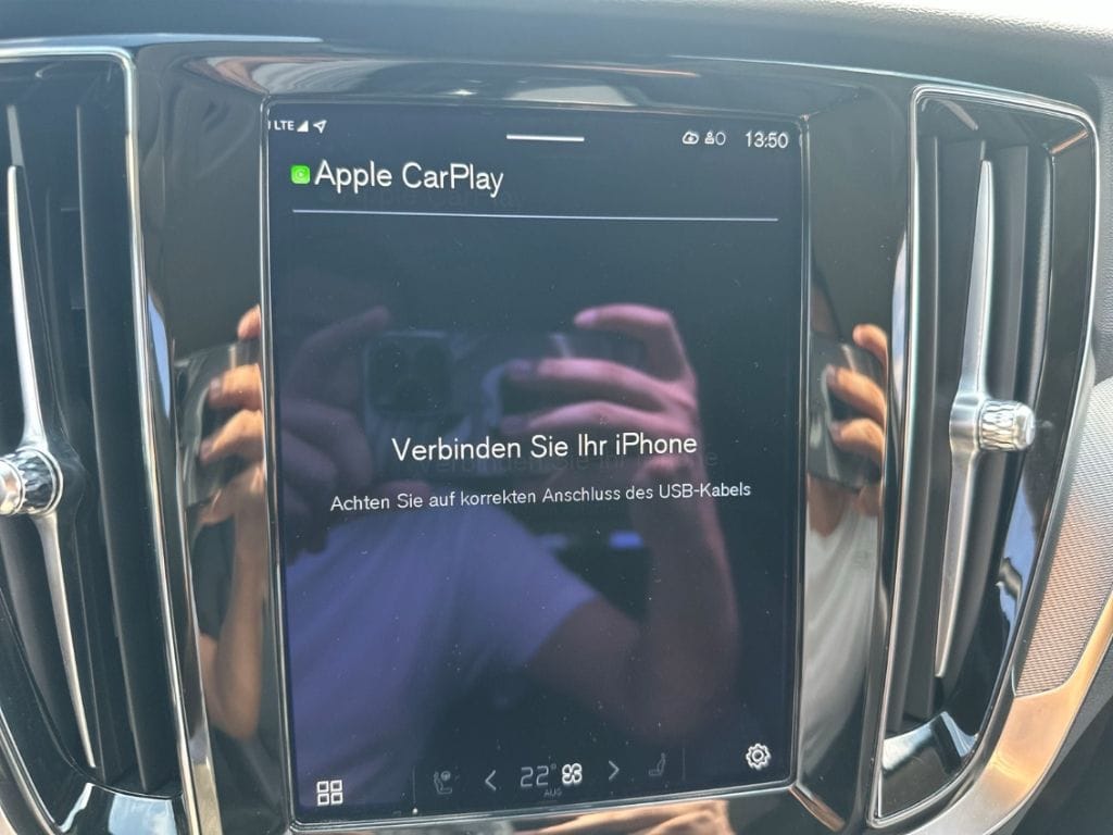 Volvo V60 Kombi B4 D Plus Dark ACC Navi LED Leder SHZ foto 23