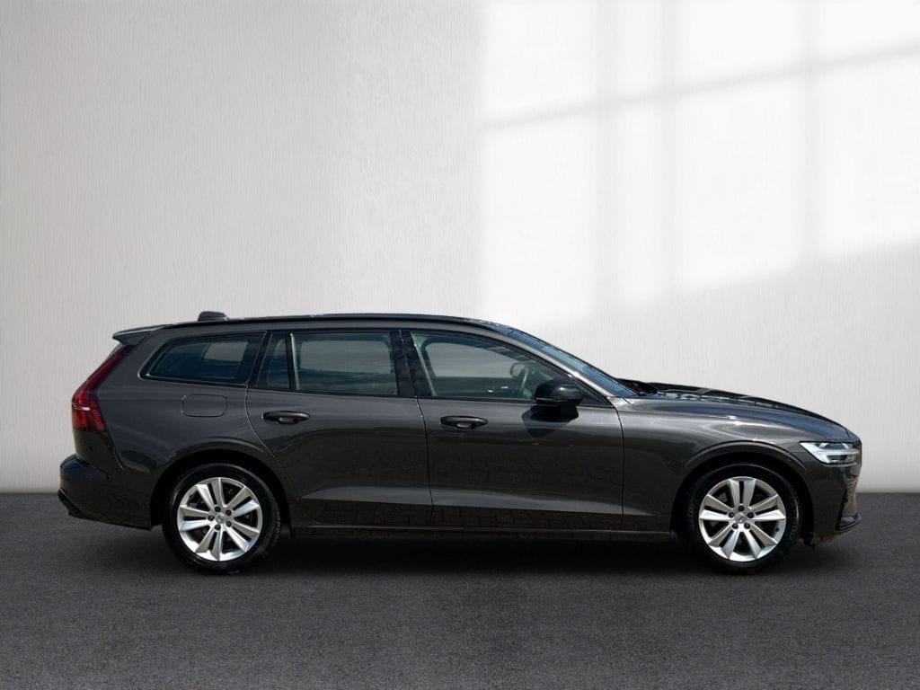 Volvo V60 Kombi B4 D Plus Dark ACC Navi LED Leder SHZ foto 6
