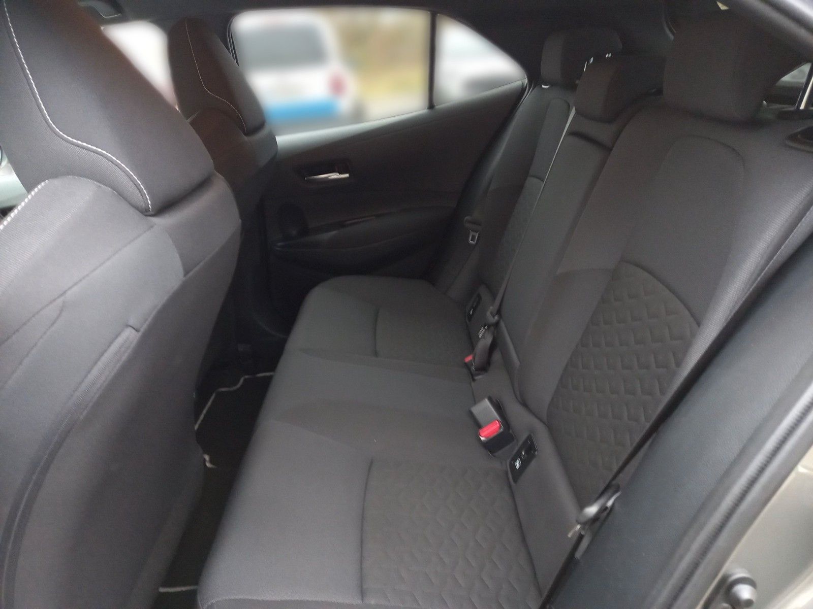 Toyota Corolla Hybrid Team D 1,8 foto 11