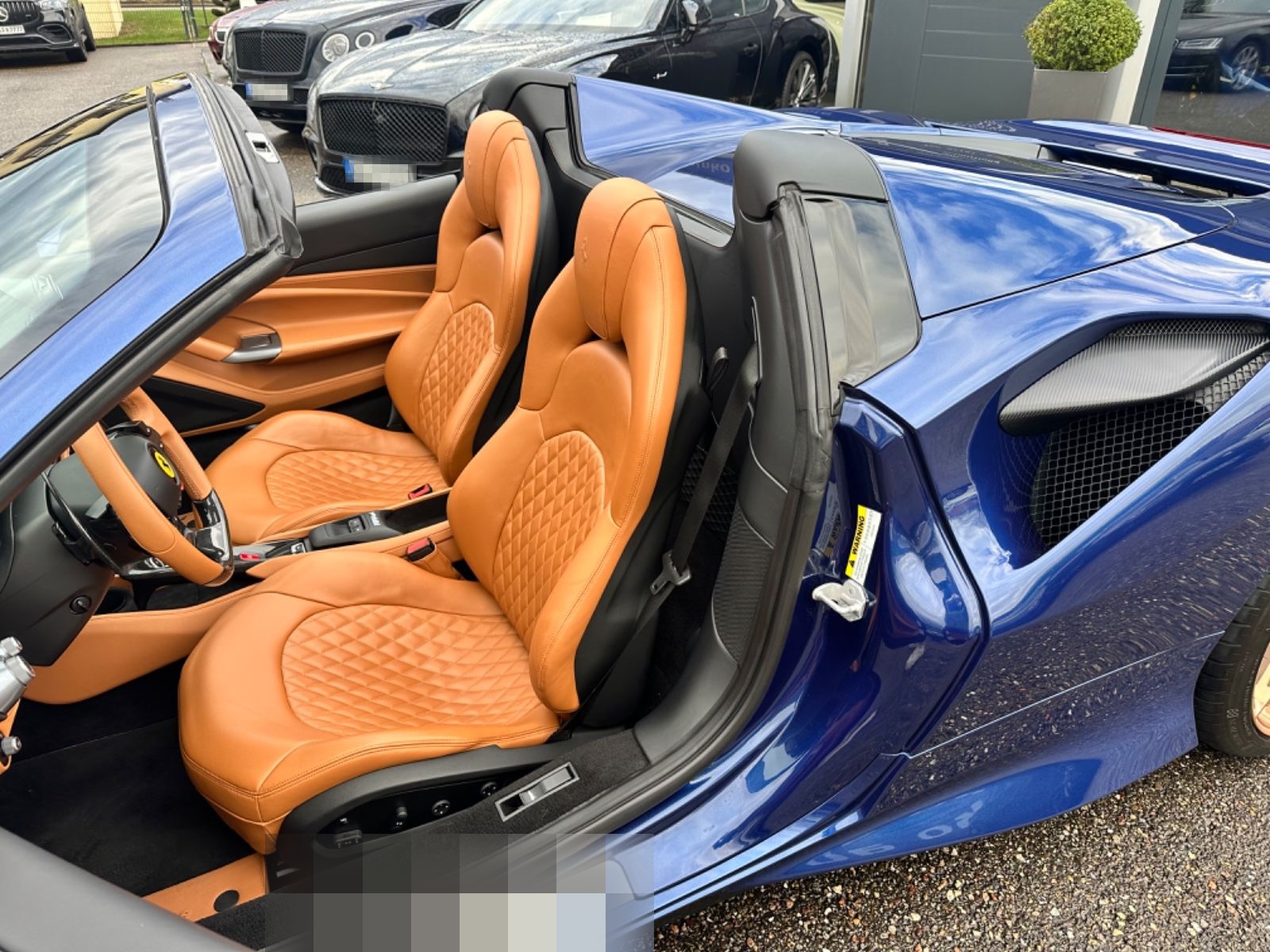 Ferrari F8 Spider*Carbon ADAS JBL Lift Diamond Stiching* foto 11