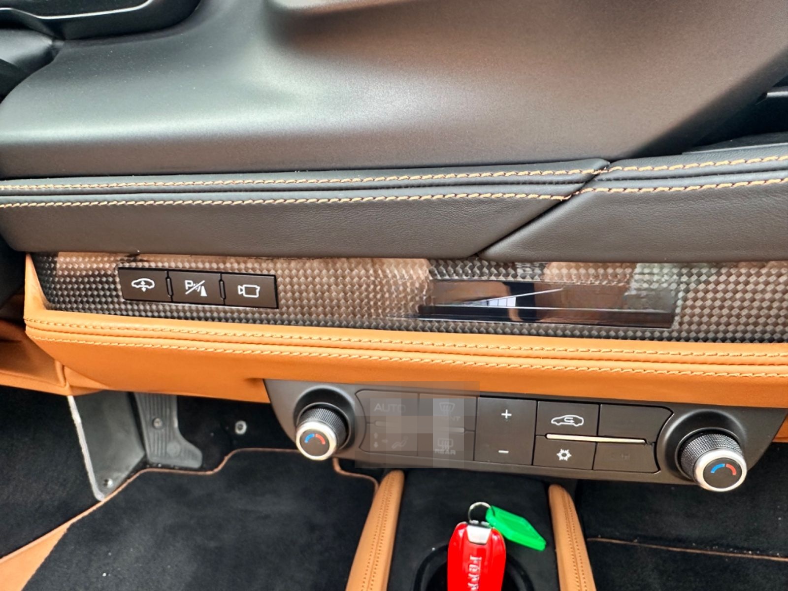 Ferrari F8 Spider*Carbon ADAS JBL Lift Diamond Stiching* foto 15