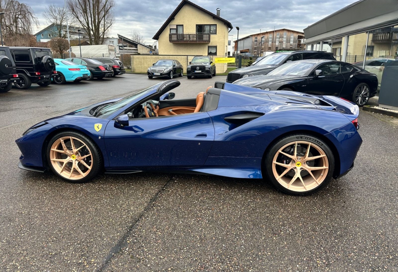 Ferrari F8 Spider*Carbon ADAS JBL Lift Diamond Stiching* foto 6