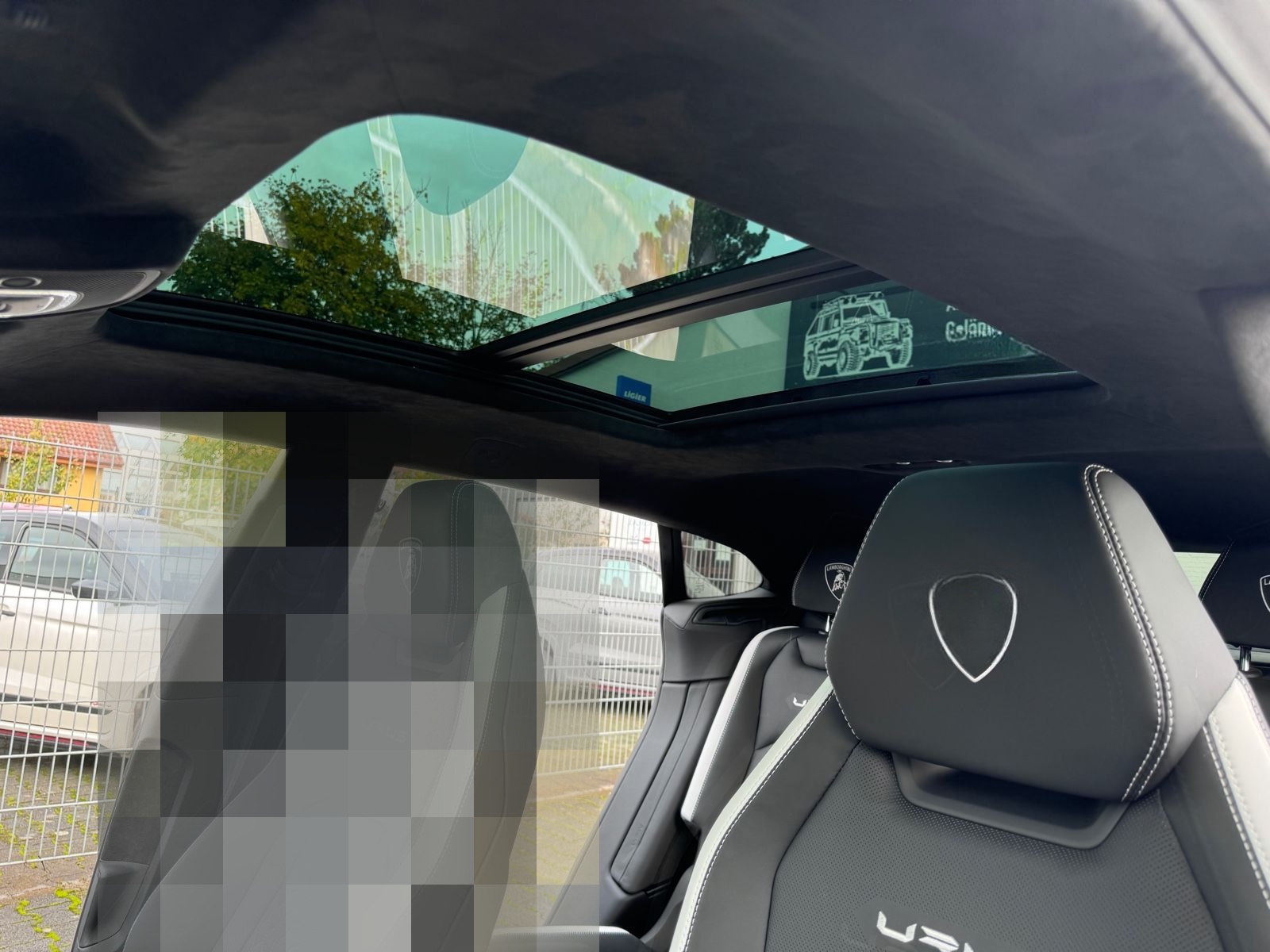 Lamborghini Urus S"Viola Mithras-Nero Ade Acrapovich foto 22