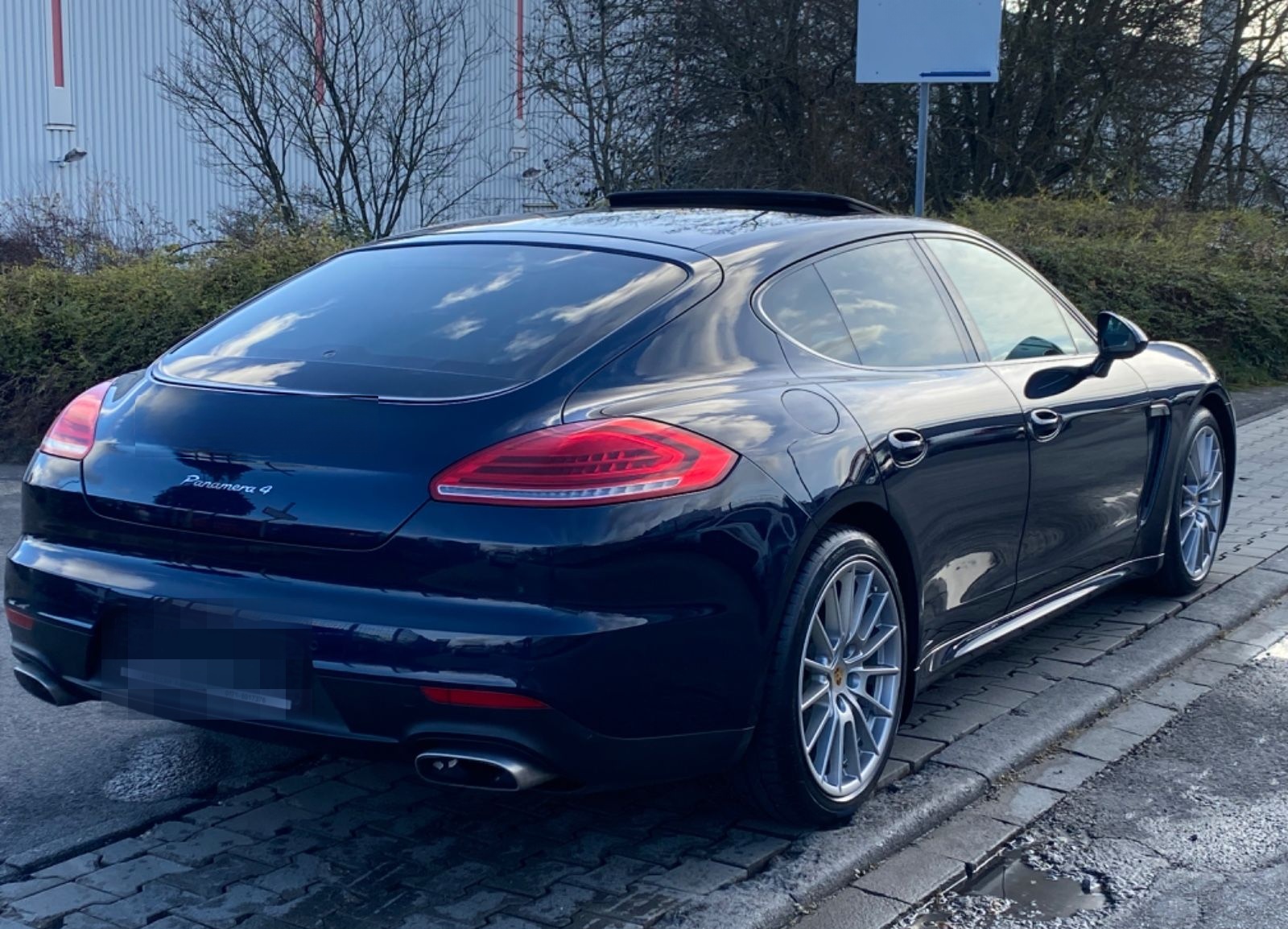 Porsche Panamera 4 Edition foto 17