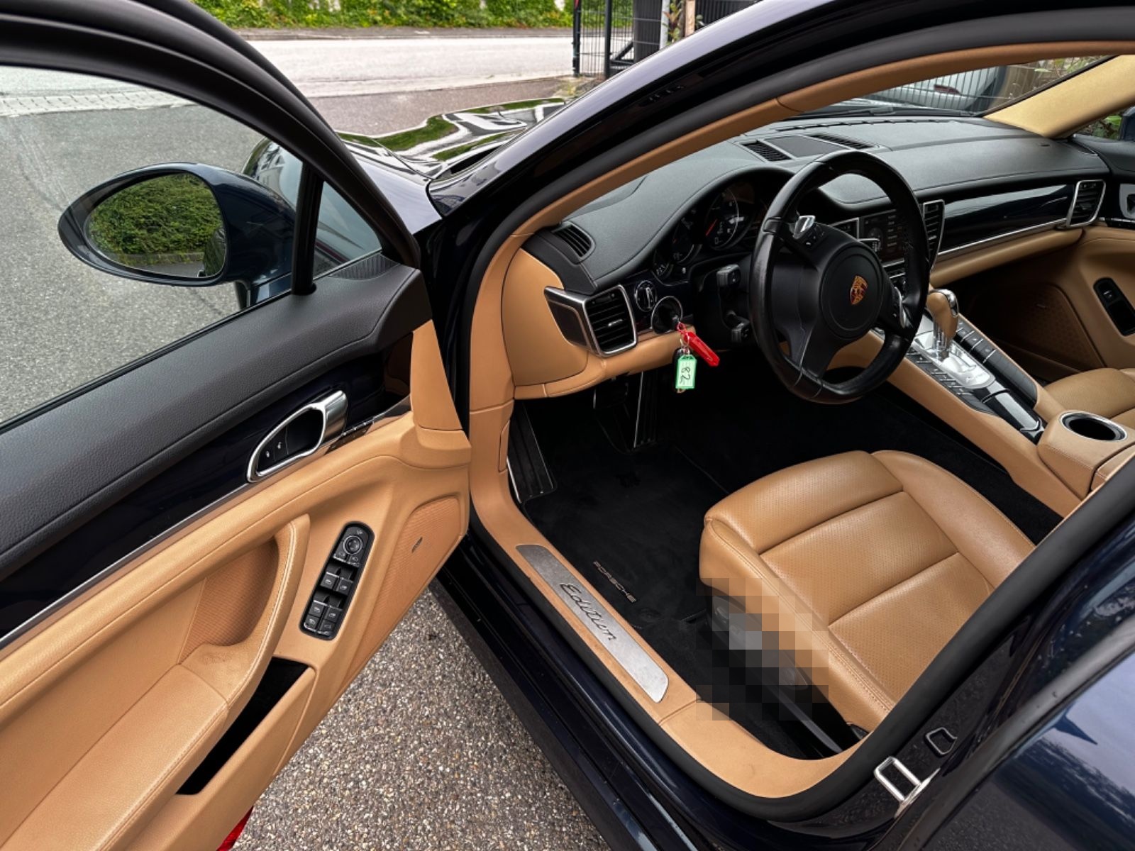 Porsche Panamera 4 Edition foto 8