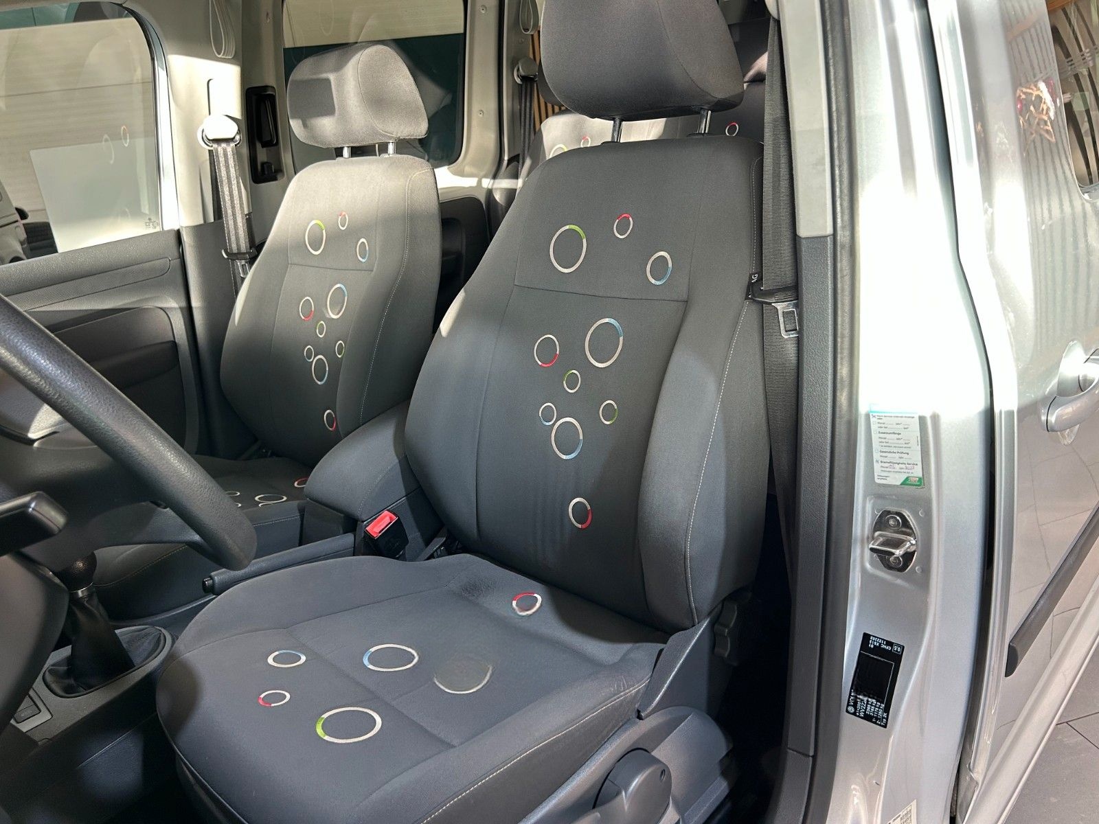 Volkswagen Caddy Maxi Roncalli 2.0TDI Behindertengerecht foto 24