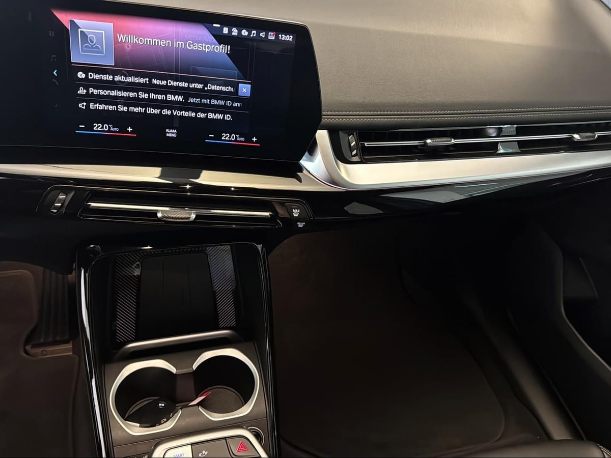 BMW iX1 xDrive30 AHK Driv.Assist LiveCockpitProf foto 16