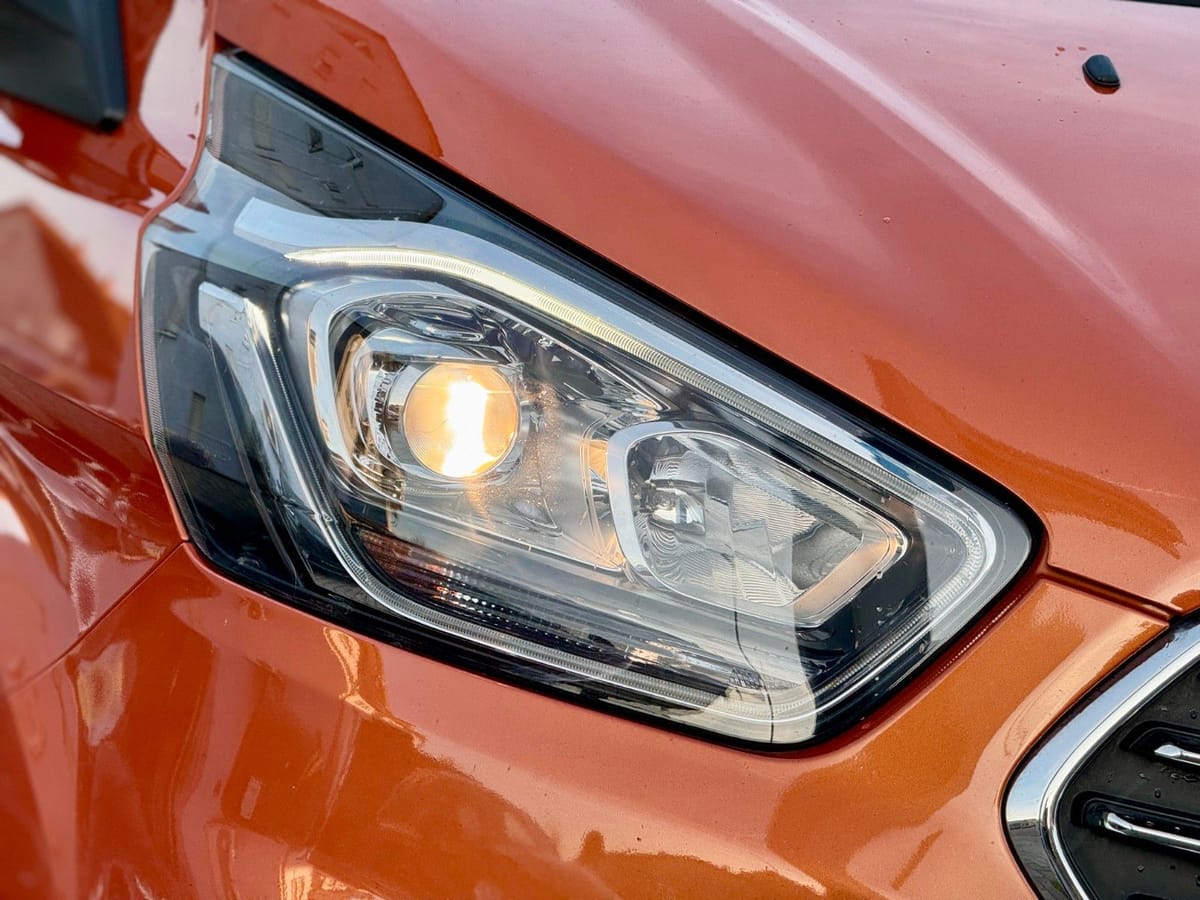 Ford Tourneo Custom Kombi 320 L2 Aut. KAM TWA 9-Sitze foto 5