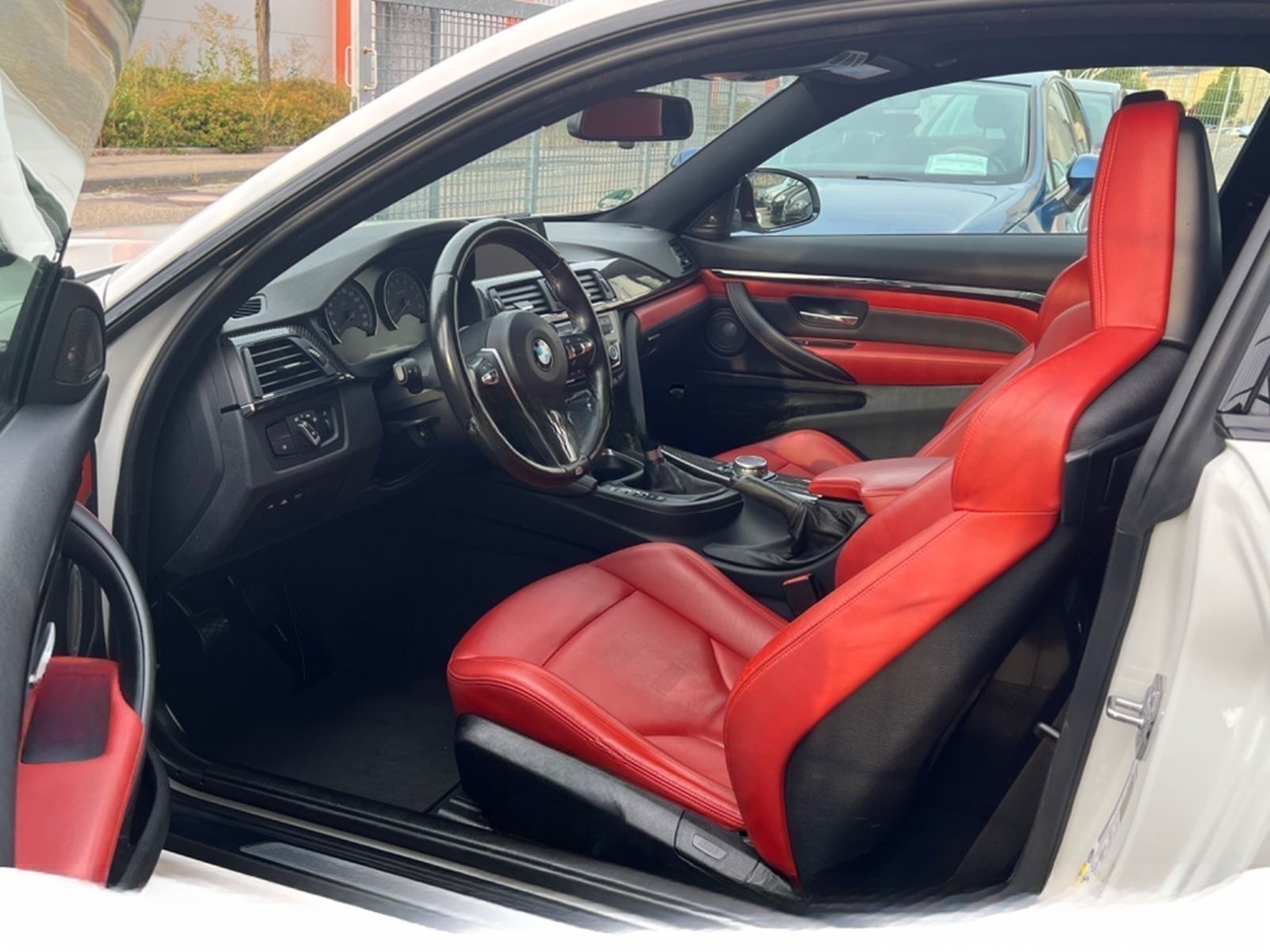 BMW M4 Coupe | Carbon | Head-Up | HK HiFi | Kamera foto 10