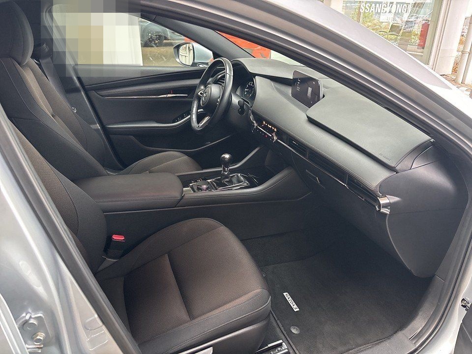 Mazda 3 SKYACTIV-G 2.0 150PS M Hybrid Selection, DES-P foto 18