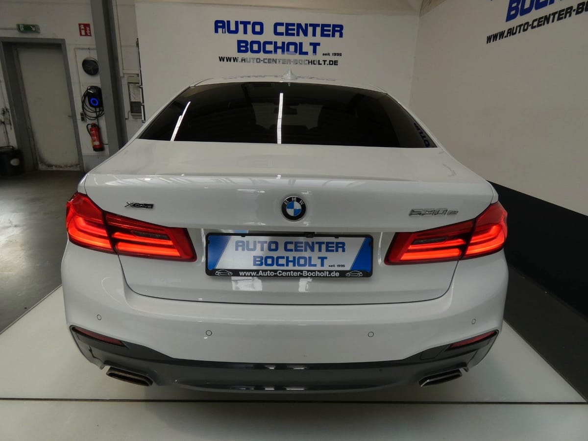 BMW 530 e xDrive M Sportpaket iPerformance HUD HiFi foto 2