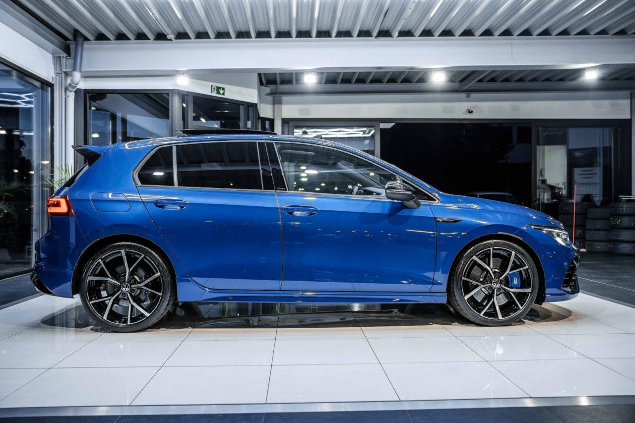 Volkswagen Golf 8 2.0 TSI R Performance DSG 4M H&K PANO IQ foto 7