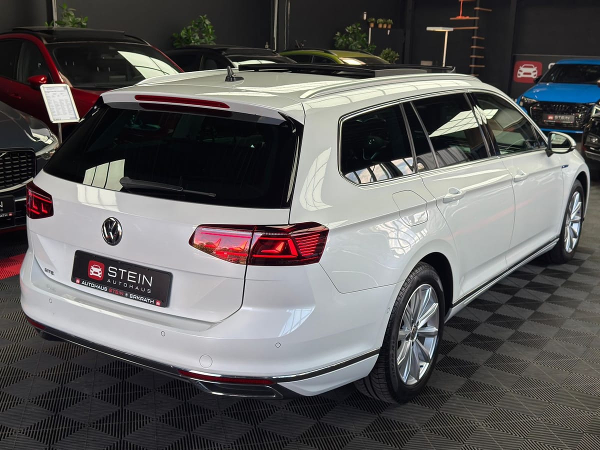 Volkswagen Passat GTE Pano Leder HUD Memory ACC Standhzg foto 6