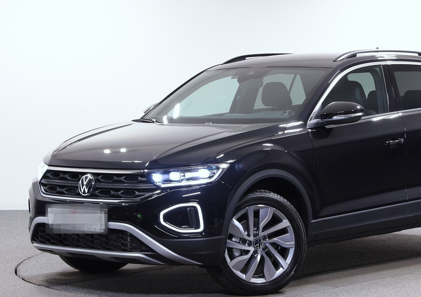 Volkswagen T-Roc 2.0 TDI DSG Goal,18" LED, AHK, Klima, Navi foto 2