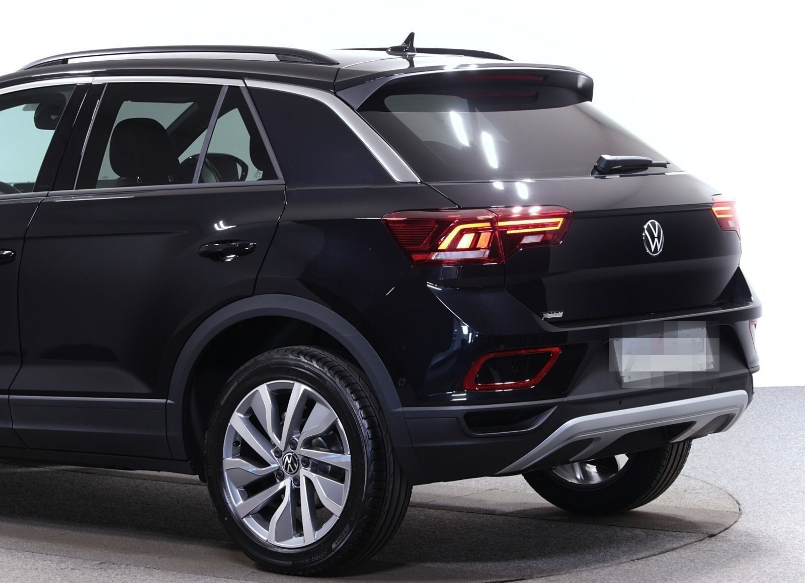 Volkswagen T-Roc 2.0 TDI DSG Goal,18" LED, AHK, Klima, Navi foto 7