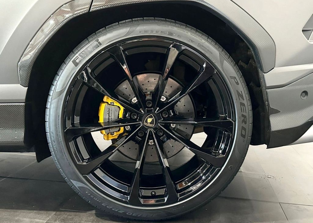 Lamborghini URUS 4.0 EXT./INT.CARBON*GRAU-MATT*Garantie 2026 foto 8