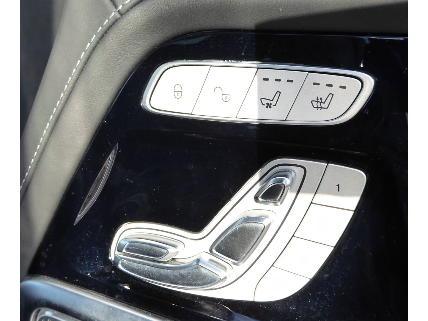 Mercedes-Benz G 500 LED Leder designo MULTIBEAM AHK Navi 360 foto 14