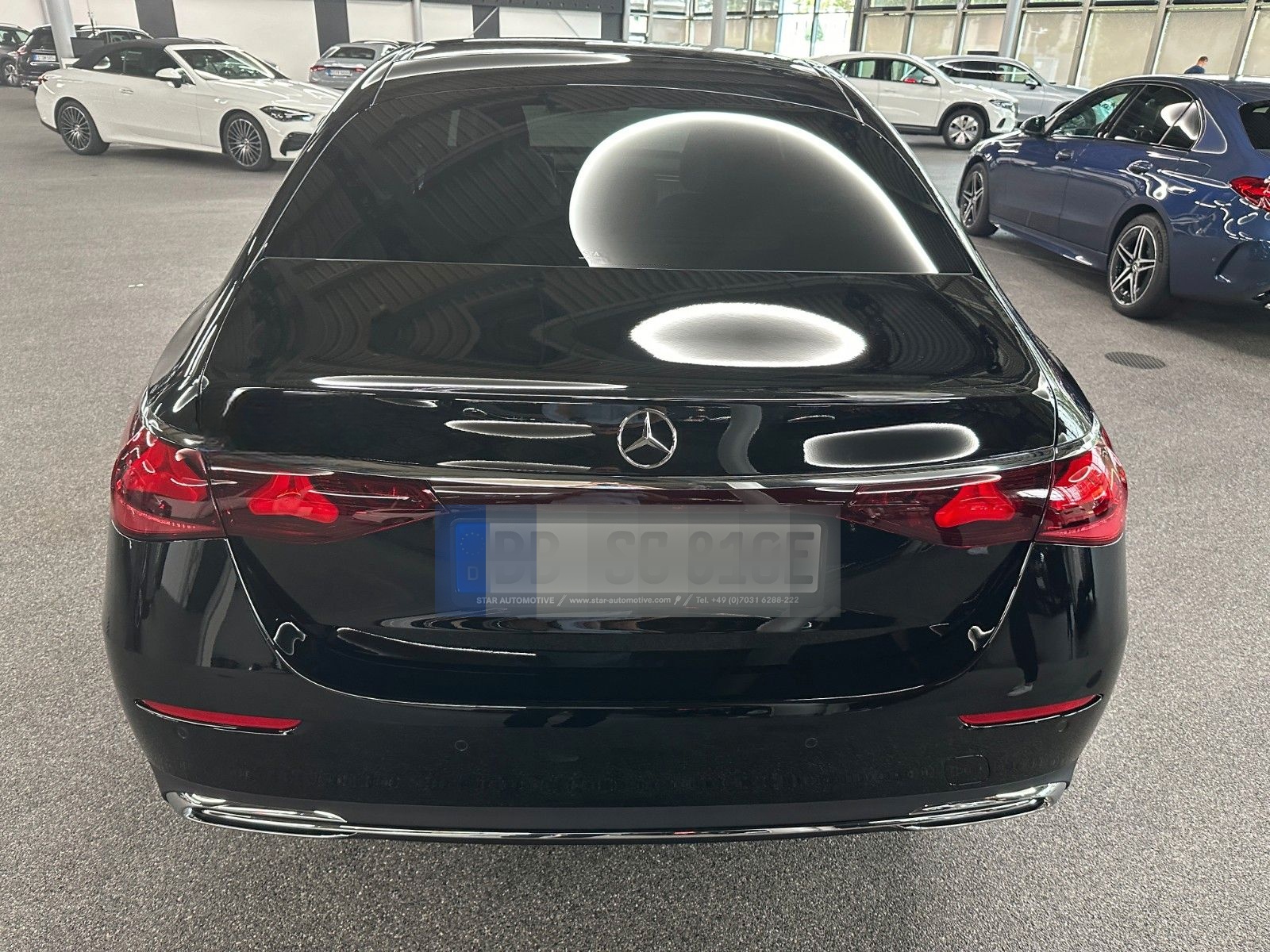 Mercedes-Benz E 300 e Exclusive Premium PARKTRONIC+CARPLAY foto 4